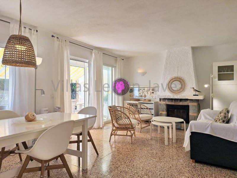 2 bedroom Townhouse for rent in Javea / Xabia with garage - € 1,100 (Ref: 9723612)