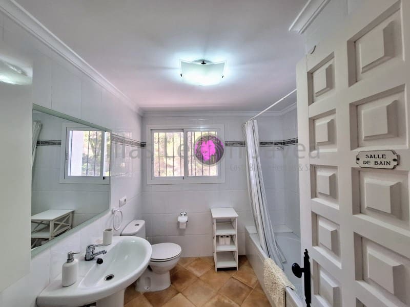 2 bedroom Townhouse for rent in Javea / Xabia with garage - € 1,100 (Ref: 9723612)