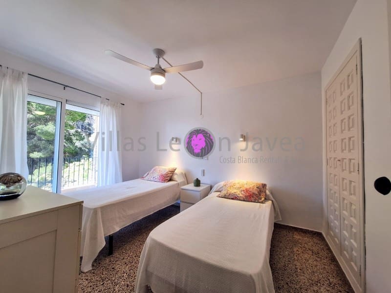 2 bedroom Townhouse for rent in Javea / Xabia with garage - € 1,100 (Ref: 9723612)