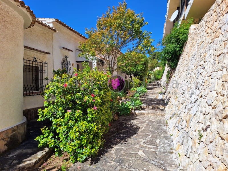 2 bedroom Townhouse for rent in Javea / Xabia with garage - € 1,100 (Ref: 9723612)