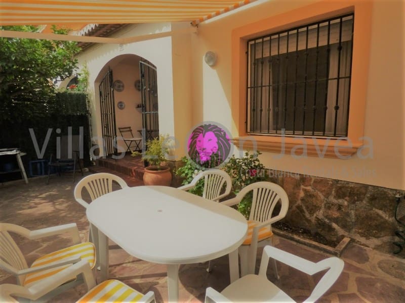 Bungalow de 3 habitaciones en Javea / Xàbia en alquiler - 1.300 € (Ref: 9723613)
