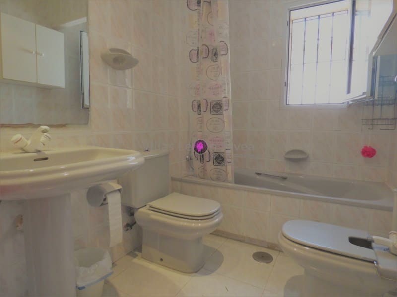 Bungalow de 3 habitaciones en Javea / Xàbia en alquiler - 1.300 € (Ref: 9723613)