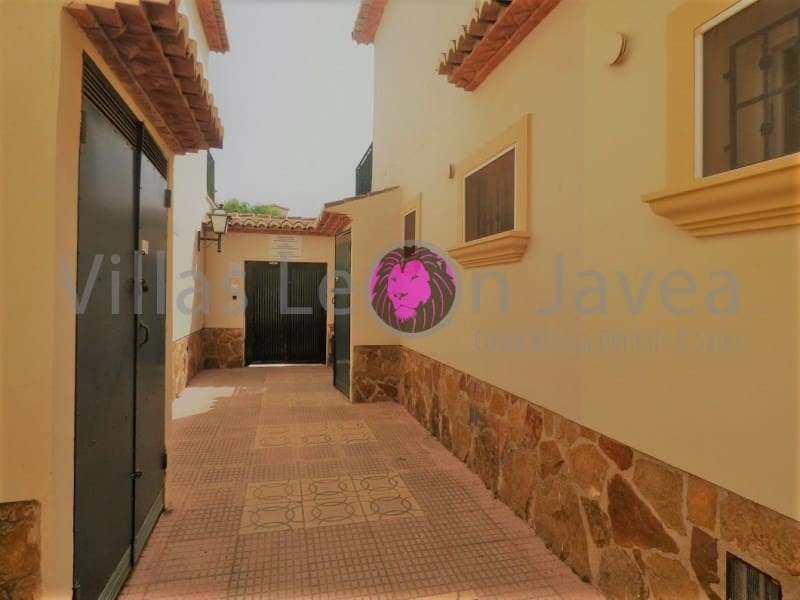 Bungalow de 3 habitaciones en Javea / Xàbia en alquiler - 1.300 € (Ref: 9723613)
