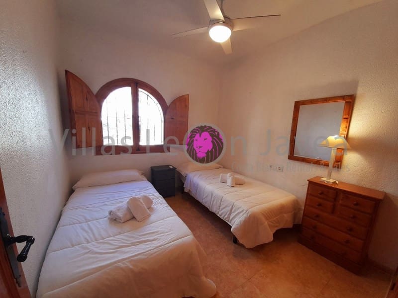 3 soveværelse Byhus til leje i Javea / Xabia med swimmingpool garage - € 1.200 (Ref: 9790956)