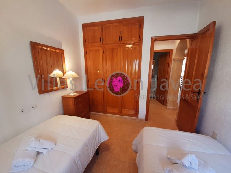 3 soveværelse Byhus til leje i Javea / Xabia med swimmingpool garage - € 1.200 (Ref: 9790956)