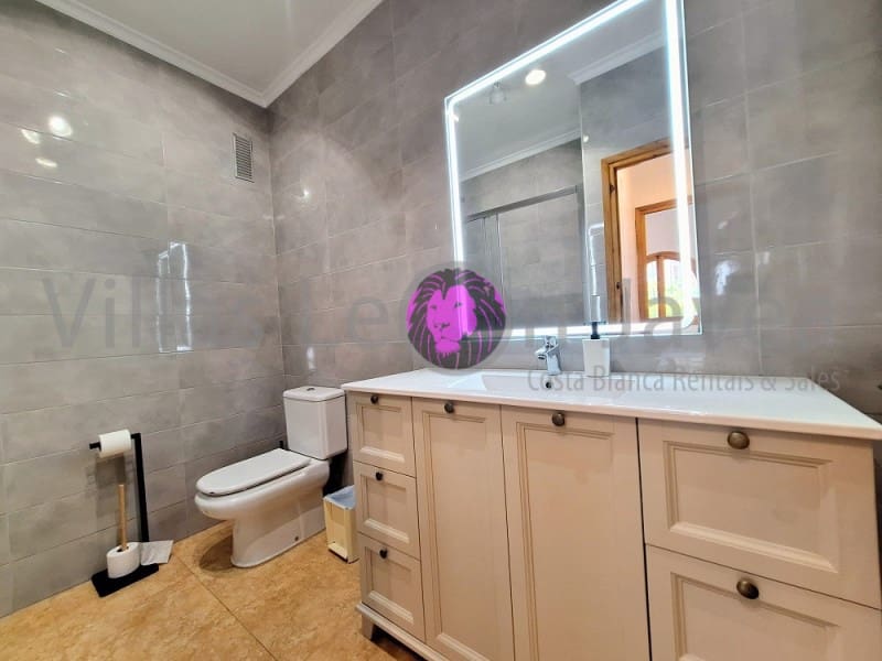 3 soveværelse Byhus til leje i Javea / Xabia med swimmingpool garage - € 1.200 (Ref: 9790956)