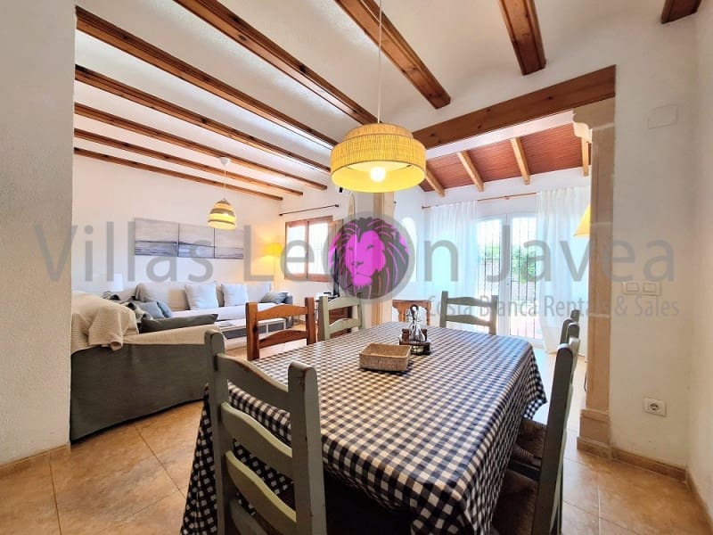 3 soveværelse Byhus til leje i Javea / Xabia med swimmingpool garage - € 1.200 (Ref: 9790956)