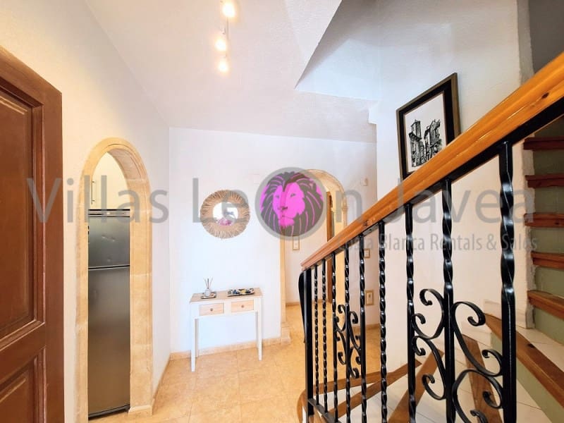 3 soveværelse Byhus til leje i Javea / Xabia med swimmingpool garage - € 1.200 (Ref: 9790956)