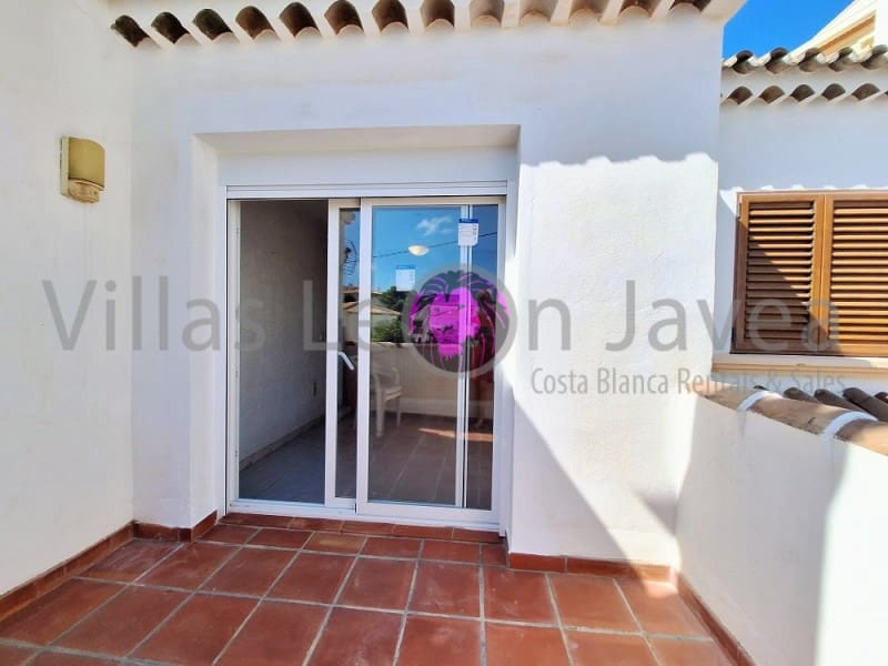 3 soveværelse Byhus til leje i Javea / Xabia med swimmingpool garage - € 1.200 (Ref: 9790956)