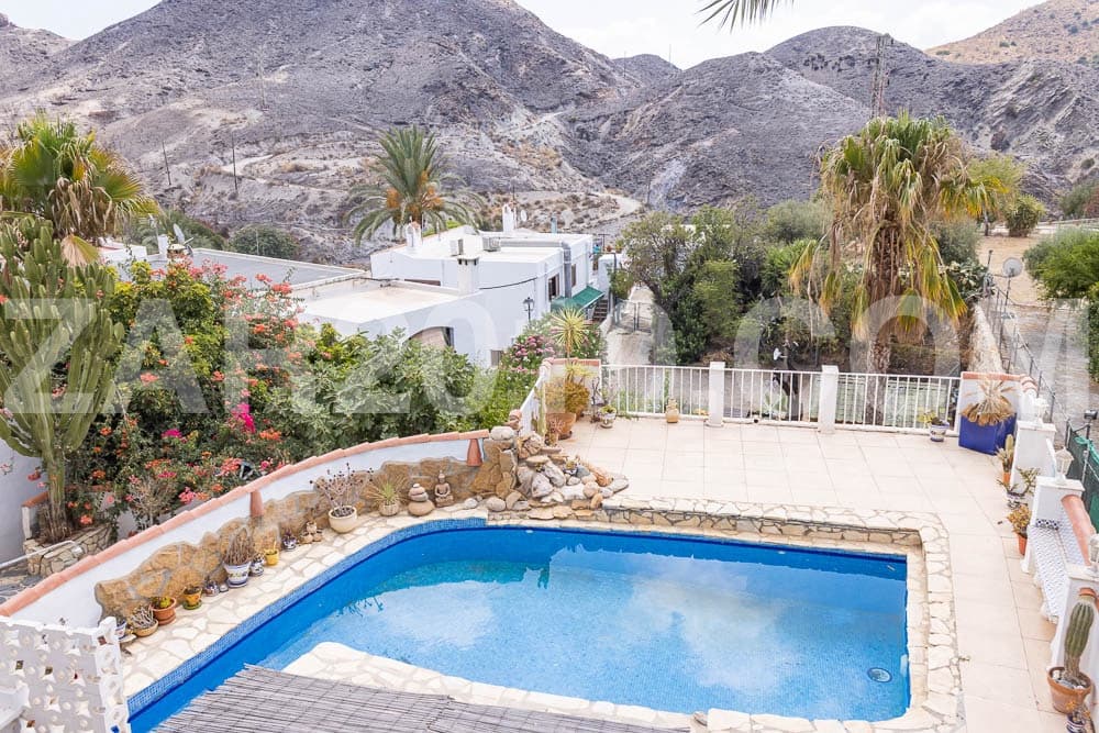 4 bedroom Terraced Villa for sale in Mojacar with pool garage - € 350,000 (Ref: 10014106)
