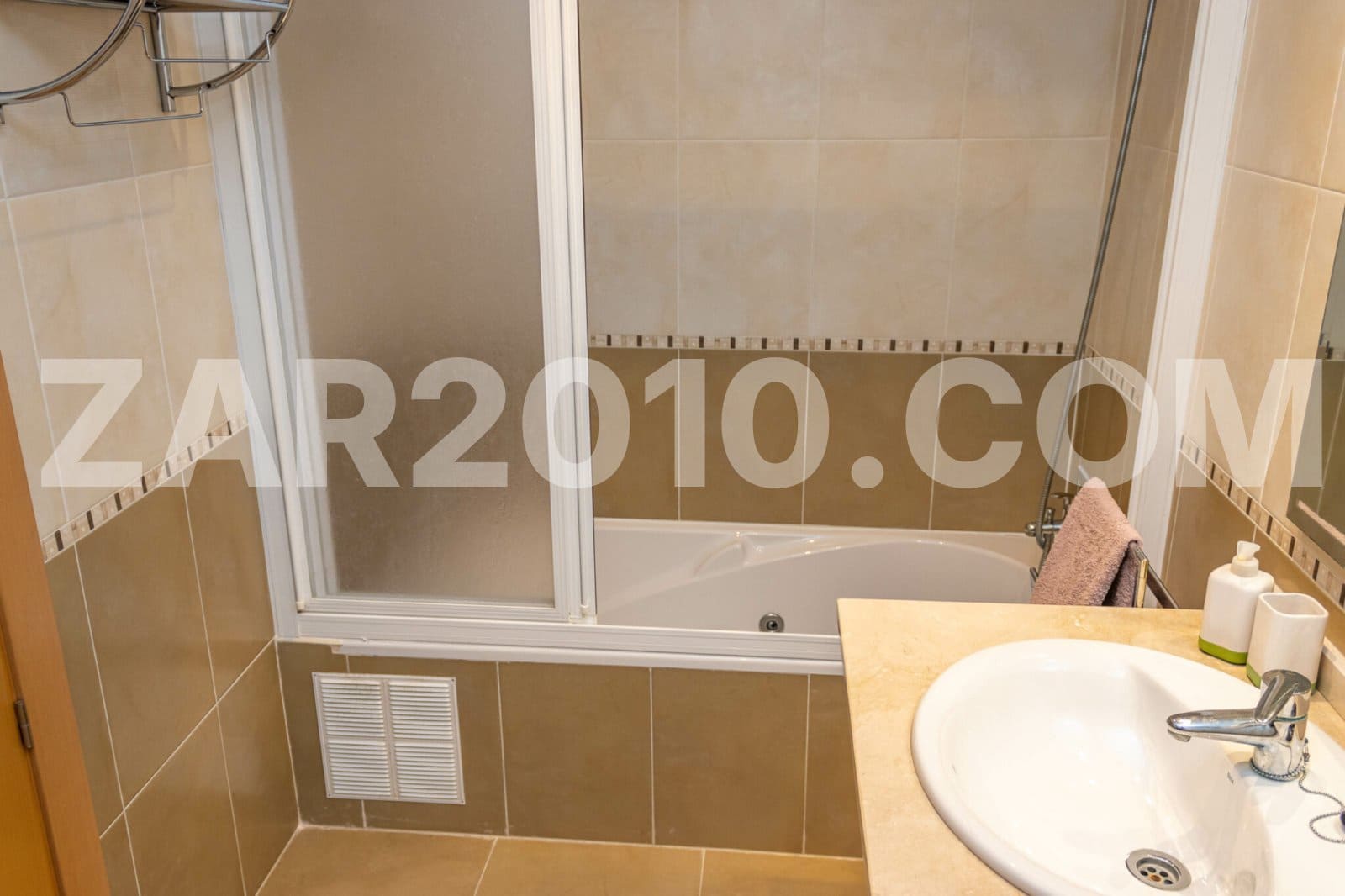 2 bedroom Apartment for sale in Garrucha with garage - € 185,000 (Ref: 10041939)