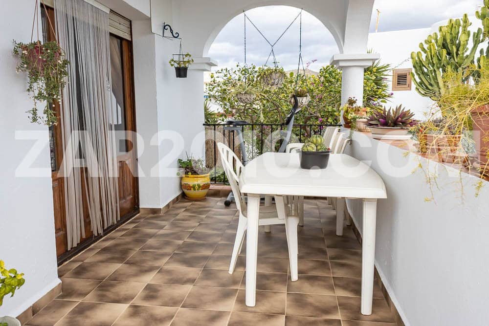 Chalet de 4 habitaciones en Mojácar en venta con garaje - 450.000 € (Ref: 10054300)
