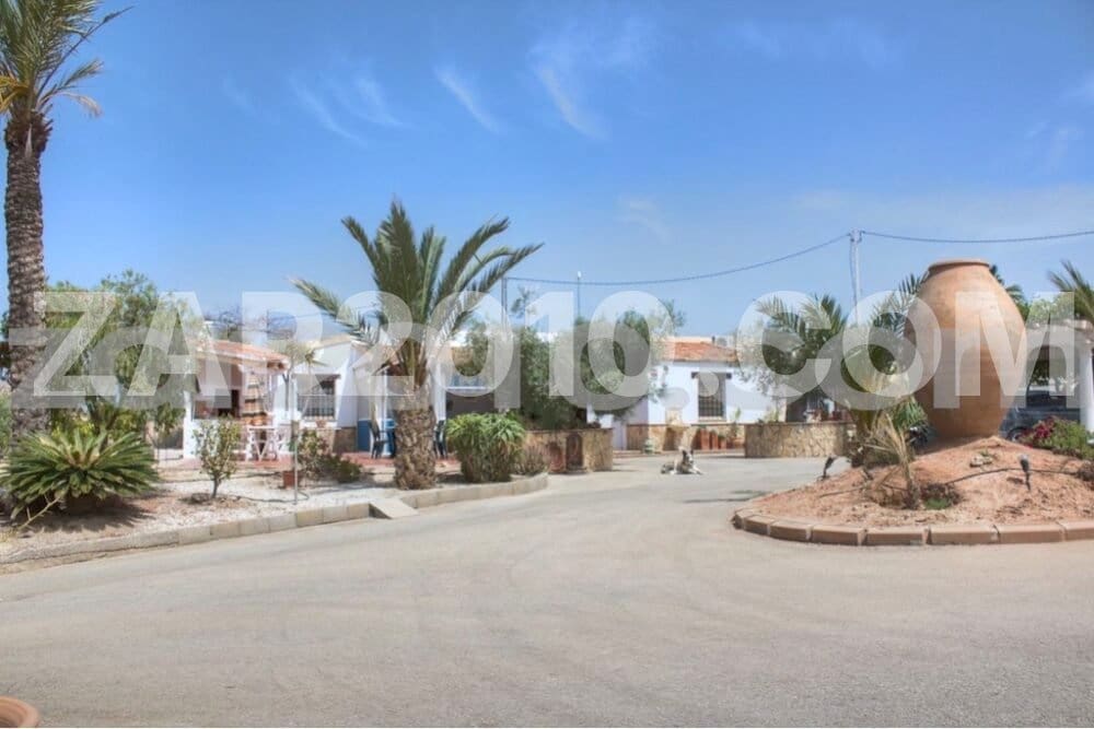 4 soveværelse Finca/Landehus til salg i Antas med garage - € 260.000 (Ref: 3751679)