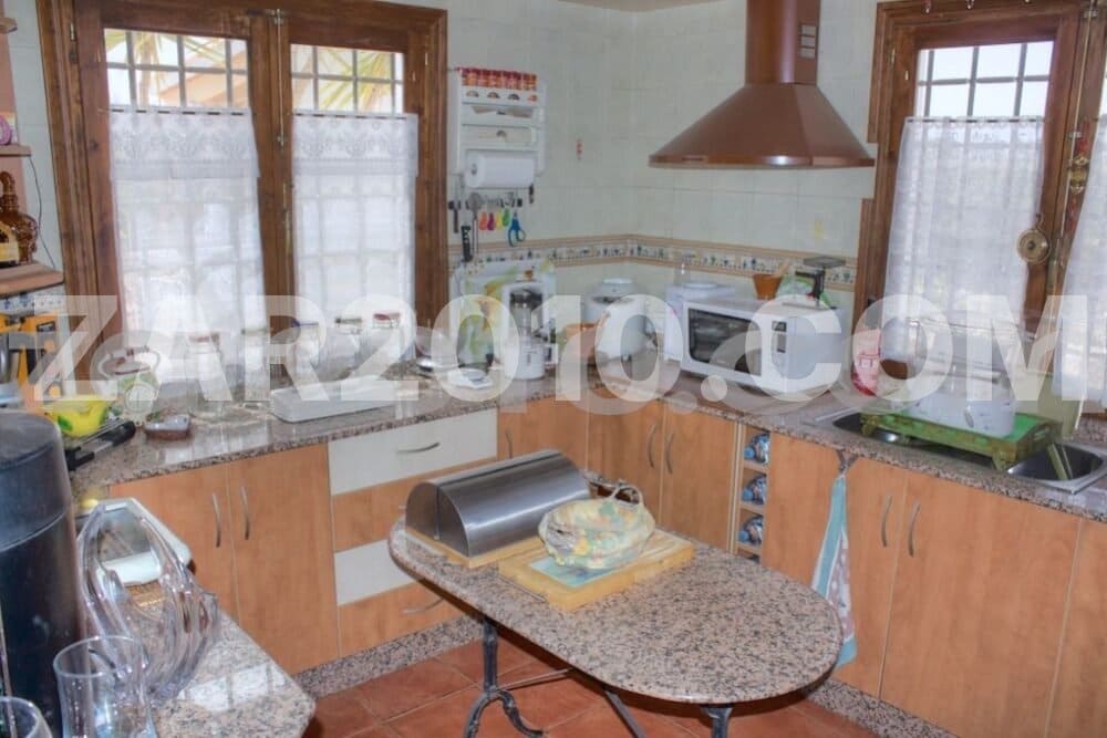 4 soveværelse Finca/Landehus til salg i Antas med garage - € 260.000 (Ref: 3751679)