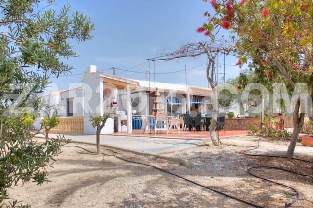 4 soveværelse Finca/Landehus til salg i Antas med garage - € 260.000 (Ref: 3751679)
