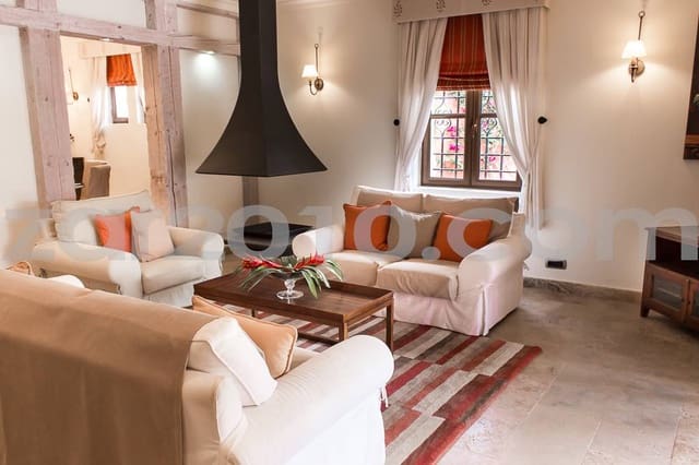 4 chambre Villa/Maison à vendre à Vera avec piscine garage - 1 150 000 € (Ref: 4042033)