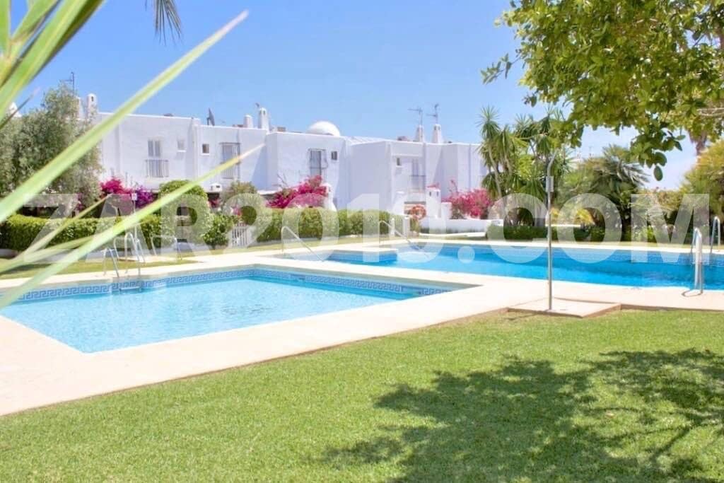 3 Zimmer Villa zu vermieten in Mojacar mit Pool Garage - 1.100 € (Ref: 6083251)