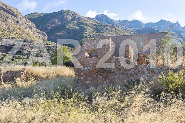 Ruin for sale in Mojácar - € 85,000 (Ref: 7158392)