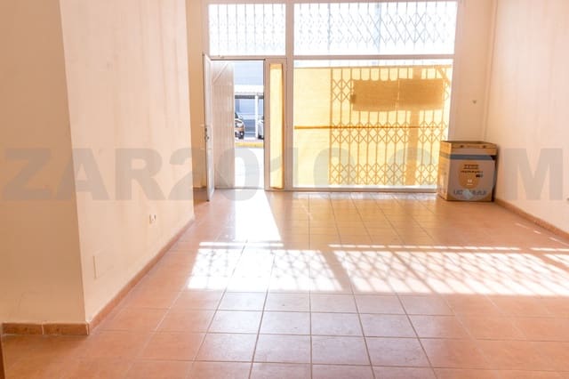 Commercial for rent in Vera Ciudad, Vera - € 400 (Ref: 7704735)