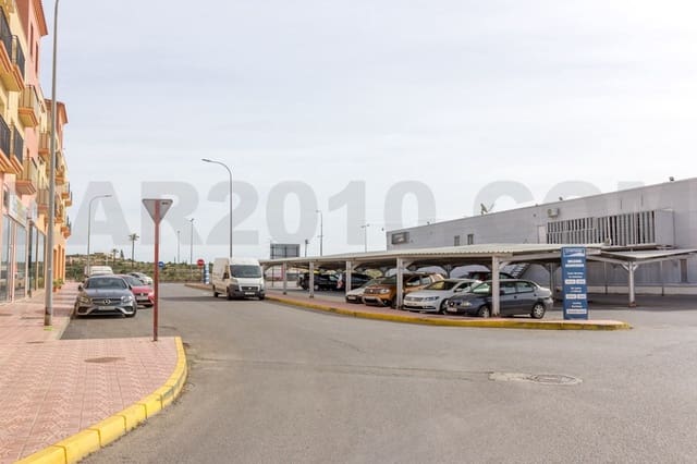 Commercial for rent in Vera Ciudad, Vera - € 400 (Ref: 7704735)