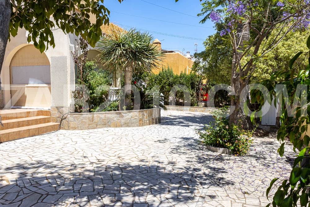 9 soveværelse Villa til salg i Vera med garage - € 595.000 (Ref: 8312677)