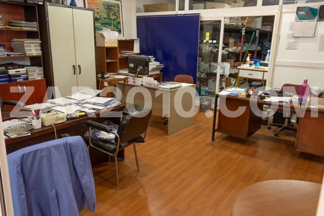 Erhverv til salg i Garrucha - € 235.000 (Ref: 8360190)