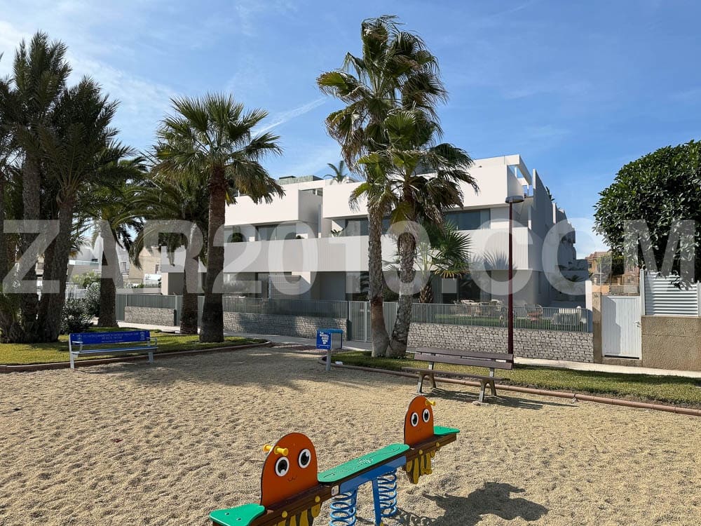 Apartamento Playa de 3 habitaciones en Vera en venta con piscina garaje - 325.000 € (Ref: 8425447)