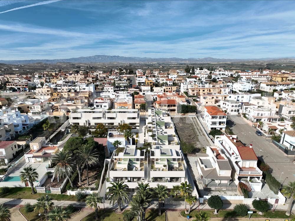 Apartamento Playa de 3 habitaciones en Vera en venta con piscina garaje - 325.000 € (Ref: 8425447)