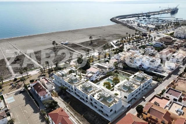 Apartamento de 3 habitaciones en Las Marinas - Pueblo Laguna, Vera en venta con piscina garaje - 430.000 € (Ref: 8425447)