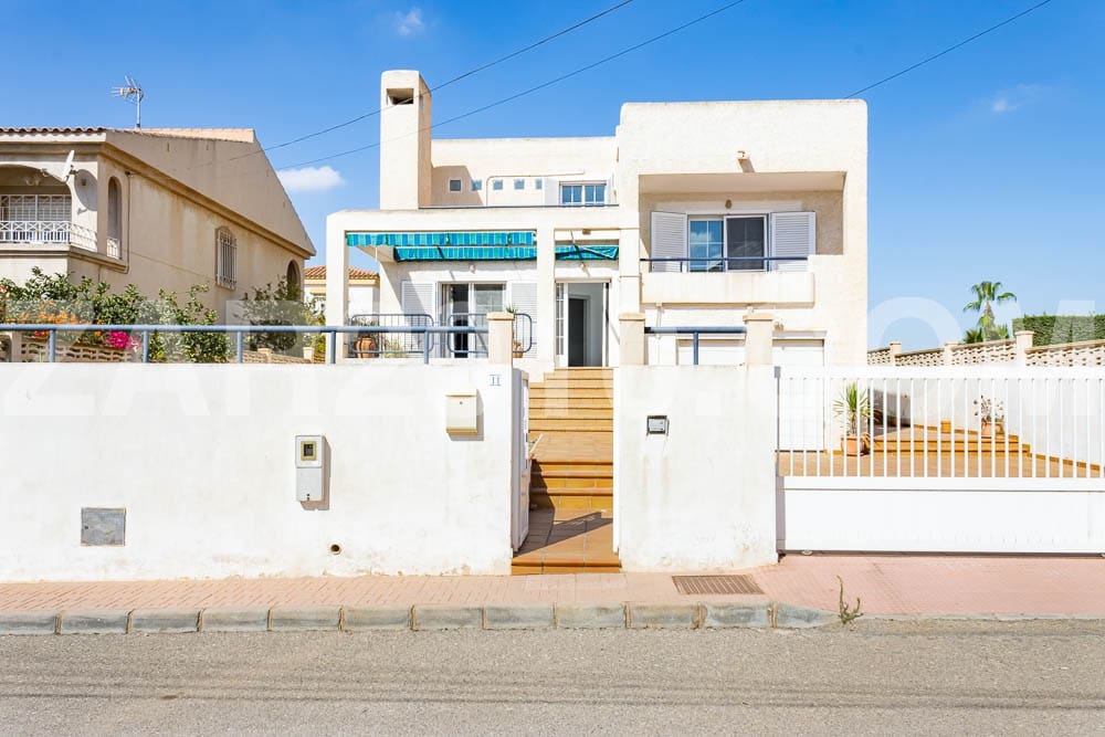 4 sypialnia Willa na sprzedaż w Garrucha z garażem - 550 000 € (Ref: 8545457)