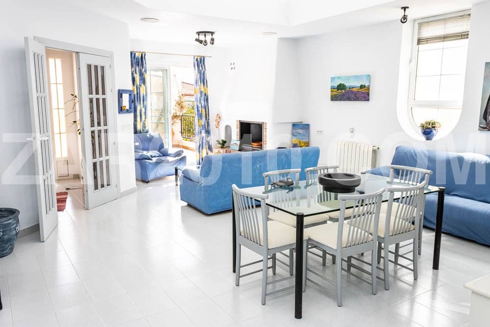 4 sypialnia Willa na sprzedaż w Garrucha z garażem - 550 000 € (Ref: 8545457)