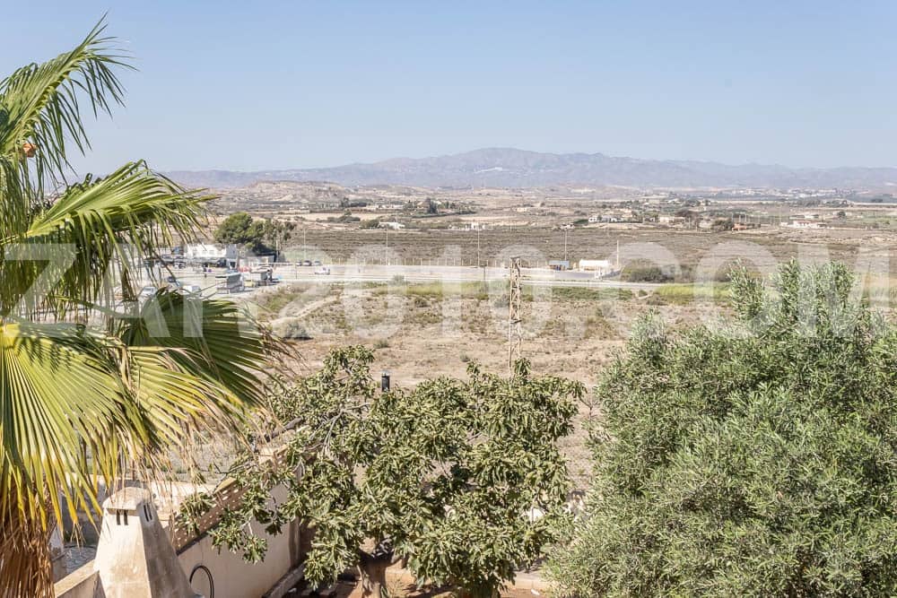 4 sypialnia Willa na sprzedaż w Garrucha z garażem - 550 000 € (Ref: 8545457)