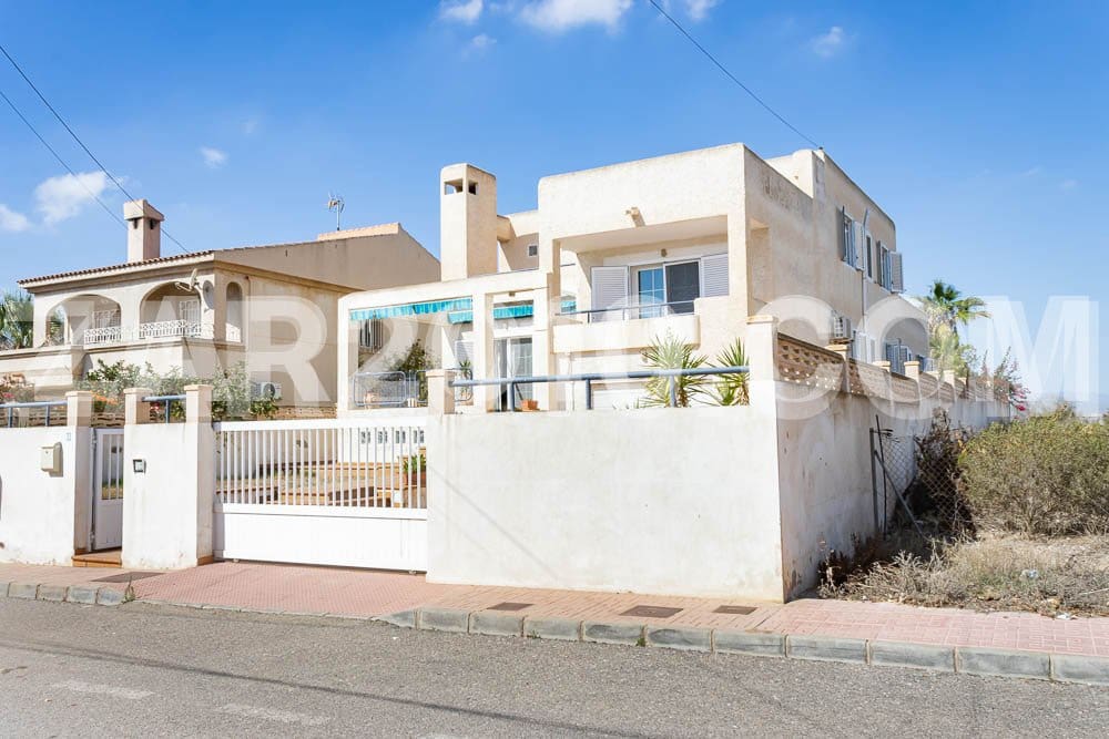 4 Zimmer Villa zu verkaufen in Garrucha mit Garage - 550.000 € (Ref: 8545457)