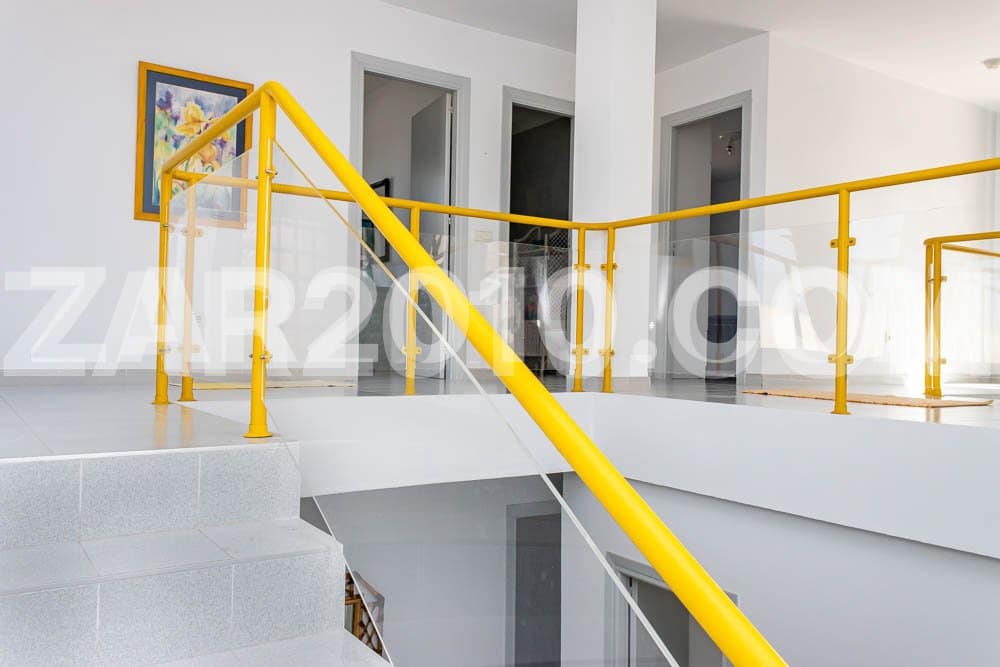 4 Zimmer Villa zu verkaufen in Garrucha mit Garage - 550.000 € (Ref: 8545457)