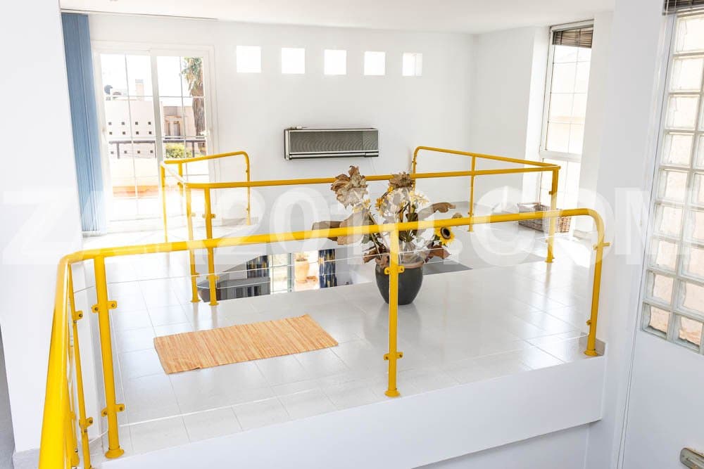 4 Zimmer Villa zu verkaufen in Garrucha mit Garage - 550.000 € (Ref: 8545457)