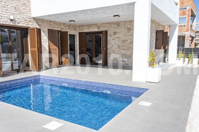 Chalet de 3 habitaciones en San Juan de los Terreros, Pulpí en venta con piscina garaje - 447.000 € (Ref: 8552859)