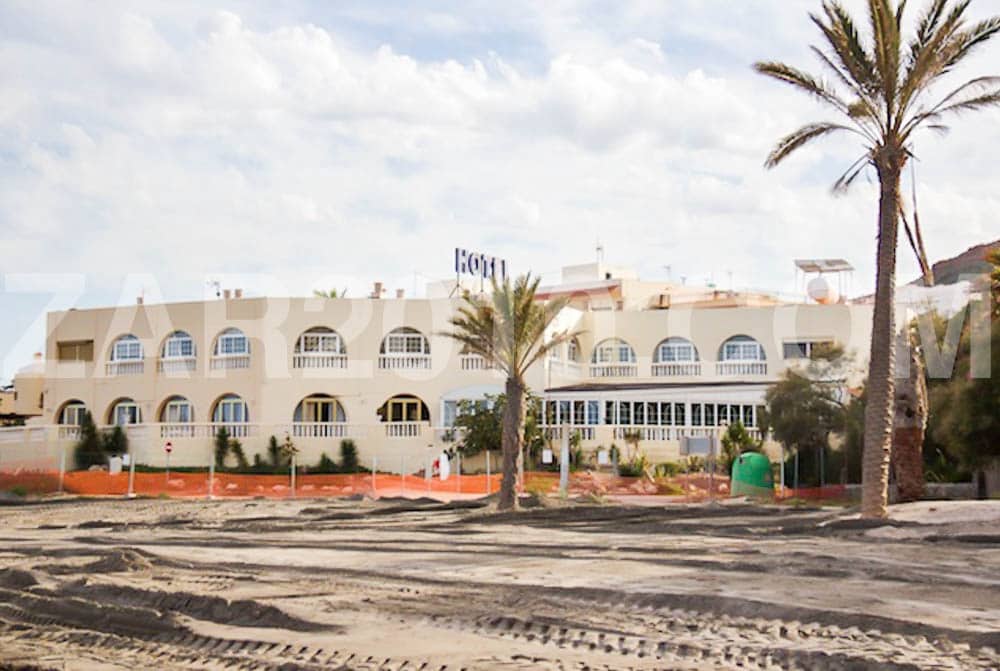 29 sypialnia Hotel na sprzedaż w Carboneras z basenem - 3 200 000 € (Ref: 8560387)