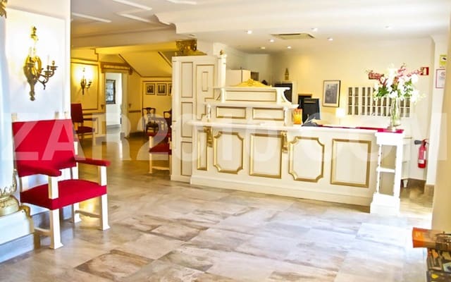 29 soveværelse Hotel til salg i Carboneras med swimmingpool - € 3.200.000 (Ref: 8560387)