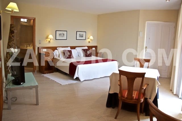29 soverom Hotell til salgs i Almeria by med svømmebasseng - € 3 200 000 (Ref: 8560387)