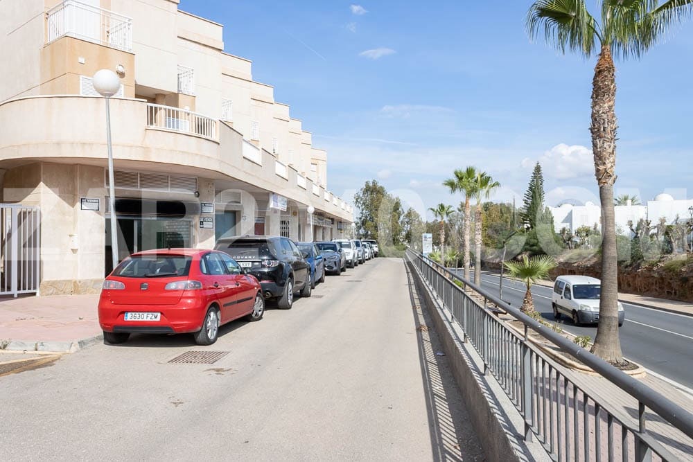 3 camera da letto Commerciale in vendita in Garrucha - 82.500 € (Rif: 8602123)