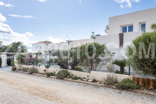 4 soverom Villa til salgs i Vera Ciudad, Vera med svømmebasseng garasje - € 570 000 (Ref: 8881099)