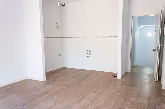 2 sovrum Lägenhet till salu i Garrucha med garage - 172 000 € (Ref: 9049602)