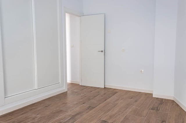 2 sovrum Lägenhet till salu i Garrucha med garage - 172 000 € (Ref: 9049602)