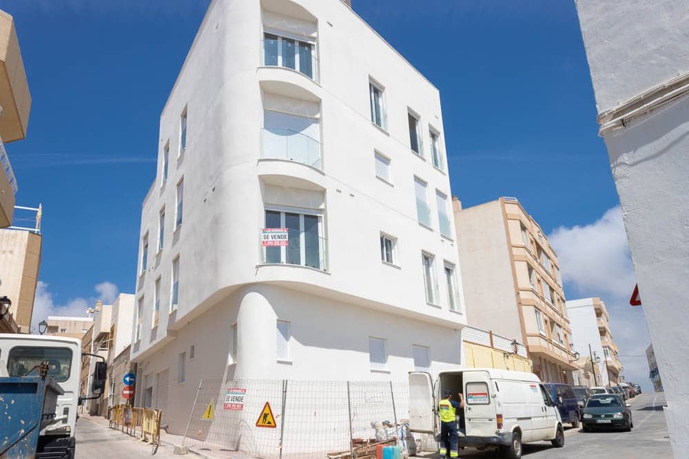 2 soveværelse Lejlighed til salg i Garrucha med garage - € 172.000 (Ref: 9049602)