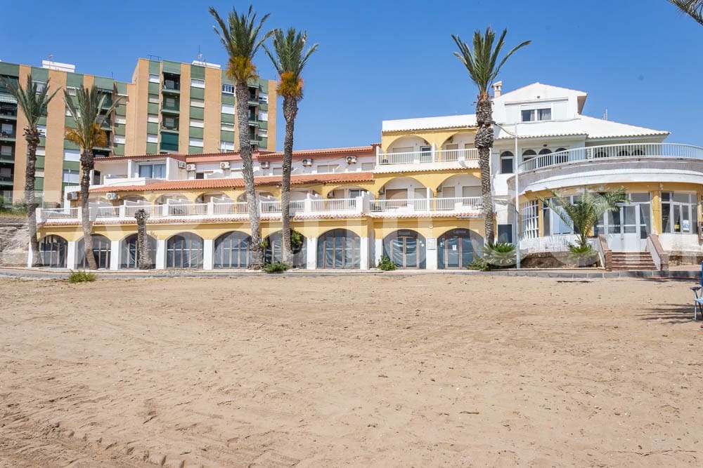 31 soveværelse Hotel til salg i San Juan de los Terreros - € 1.900.000 (Ref: 9069181)