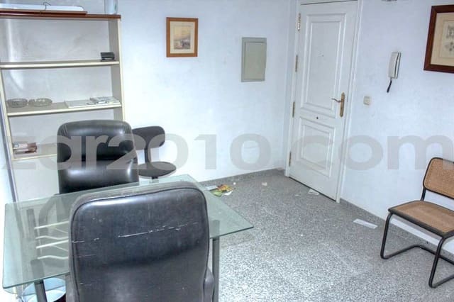 3 bedroom Office for rent in Garrucha - € 350 (Ref: 9258089)
