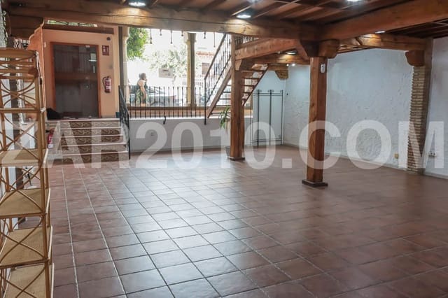 1 bedroom Commercial for rent in Garrucha - € 850 (Ref: 9297792)