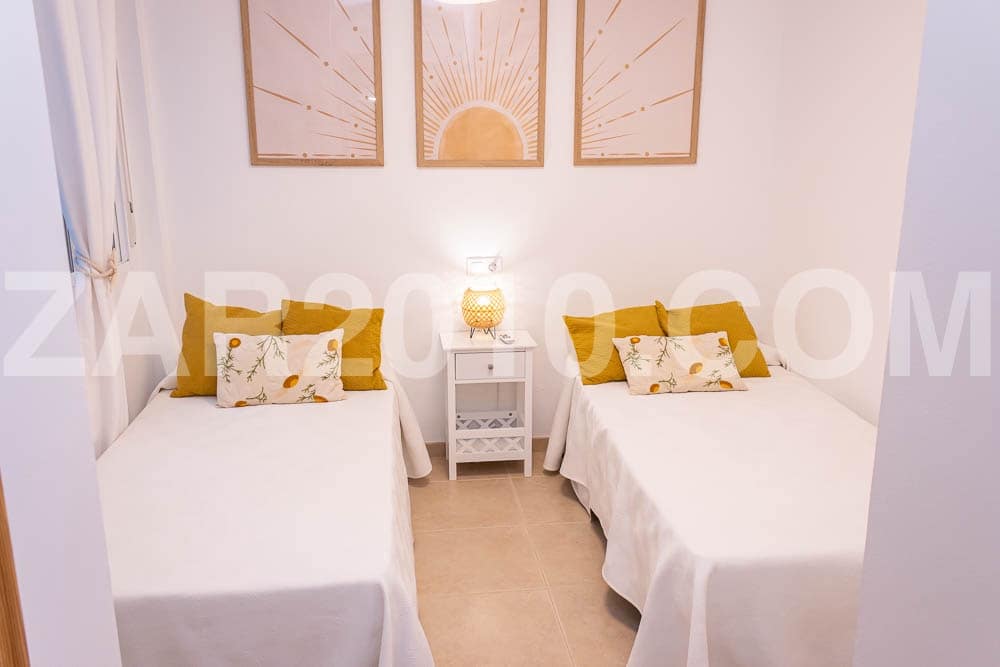 2 soveværelse Lejlighed til salg i Cuevas del Almanzora med swimmingpool garage - € 130.000 (Ref: 9384885)