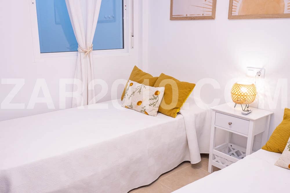 2 soveværelse Lejlighed til salg i Cuevas del Almanzora med swimmingpool garage - € 130.000 (Ref: 9384885)