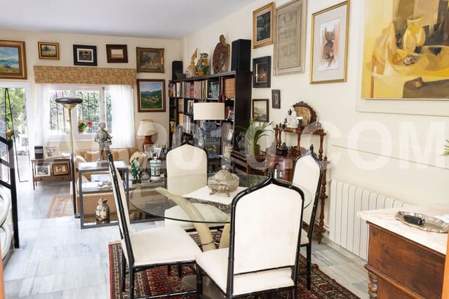 4 bedroom Villa for sale in Mojácar with pool garage - € 430,000 (Ref: 9398750)